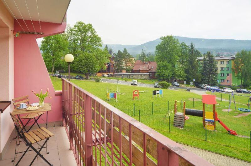 Trevilles Apartamenty - Granatowy Szklarska Poreba Ngoại thất bức ảnh
